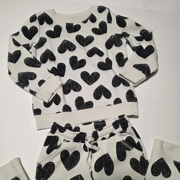 Cat & Jack Matching Sets Bundle - 7 Items - Picture 7 of 14